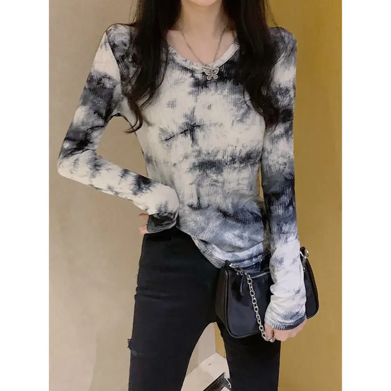 Early Autumn New Collection Women's Clothing 2024 Year New Pattern Tie-dyed Unique Tops Xiao Zhong Design Sense Pullovers Tops