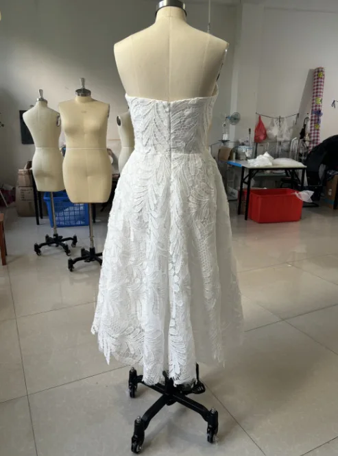 2024 Strapless Lace Prom Dresses A Line Simple Sleeveless Sweetheart Tea-length Prom Dress For Birthday Party Gala Customized