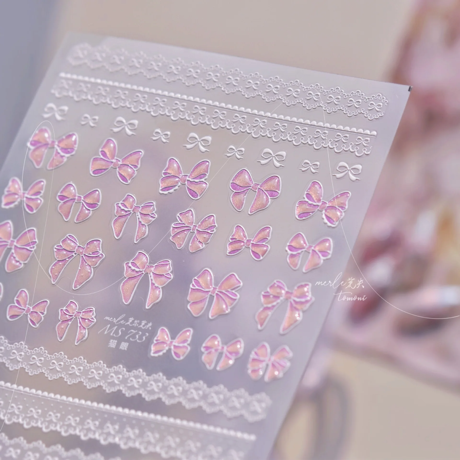 Glänzende Schleife, Band, Knoten, Krawatte, Knoten, rosa, weiß, verträumte Fantasie, helle, schicke Schönheit, selbstklebender 5D-Nagelkunst-Aufkleber, Maniküre-Aufkleber