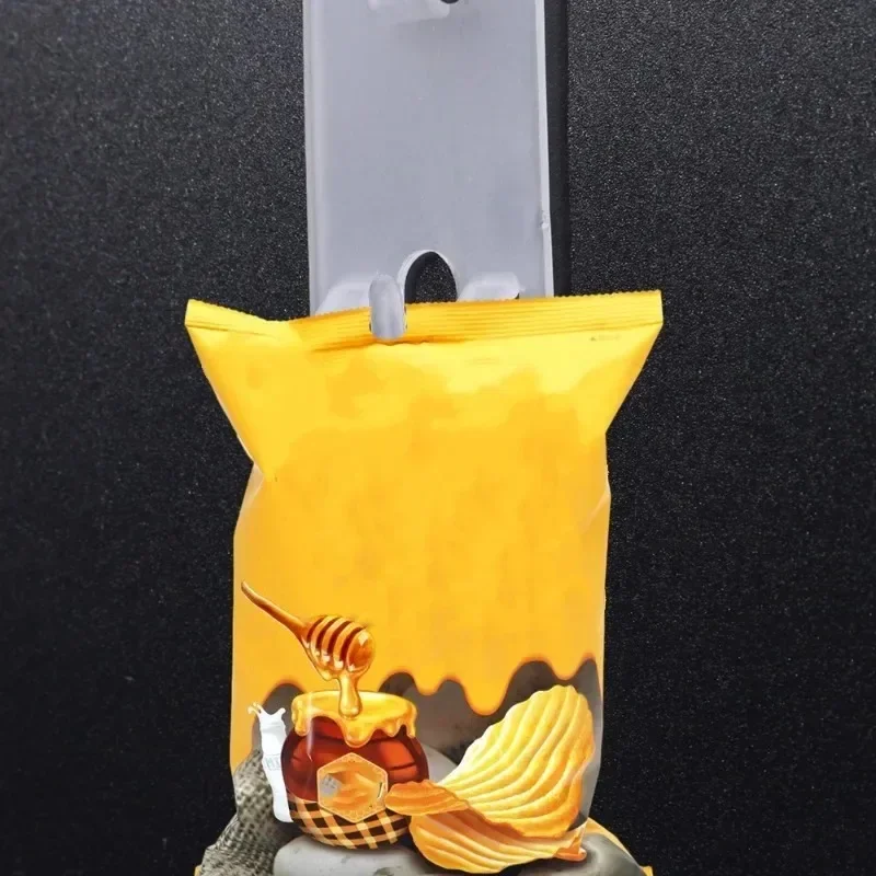 20/1pc Snack in plastica Strisce appese Negozio Snack Display Gancio con ganci Scaffale del supermercato Merchandising Rack Strisce appese