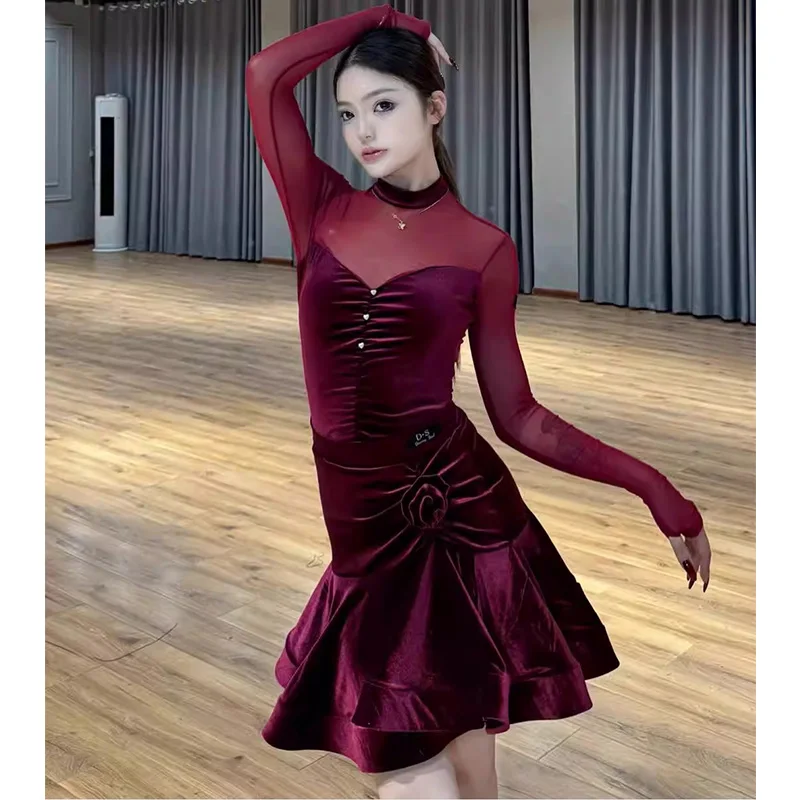 النبيذ الأحمر المخملية اللاتينية فستان رقص المرأة المنافسة فستان تشاتشا رومبا أداء الرقص الملابس الكبار ممارسة فستان DNV25305