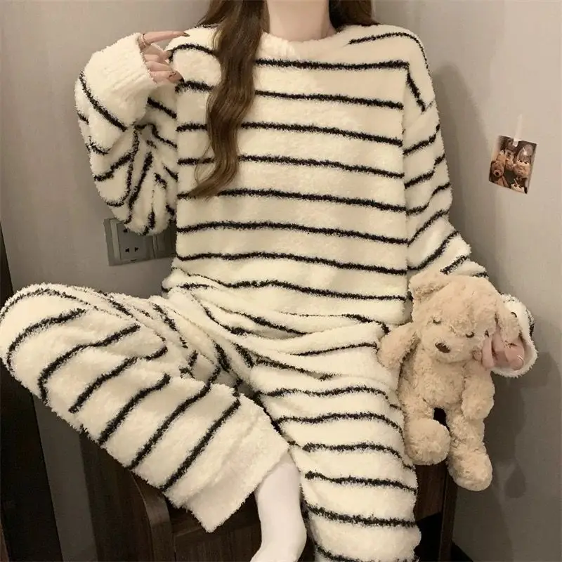 

Striped Sleepwear Women Pajama Sets Winter Piiama Fleece Pants Sets 2 Pieces Korean Cute Night Wears Warm Sleeping Home Suit New