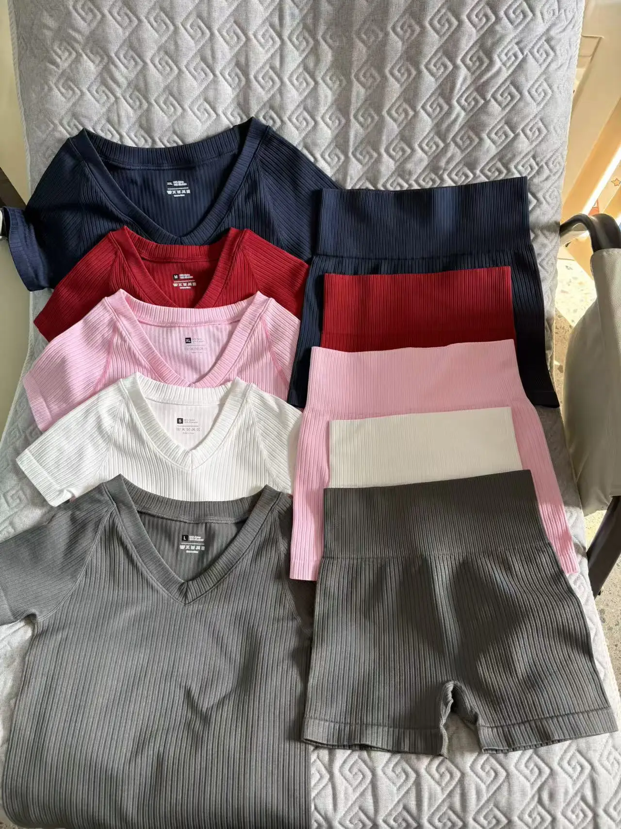 Sport-Dreiviertel-Shorts für Damen, gerippte, schmale Shorts, hohe Taille, dehnbare Leggings, für Fitness, Workout, Laufen, sexy, hüfthebende Yoga-Shorts – Detail 18