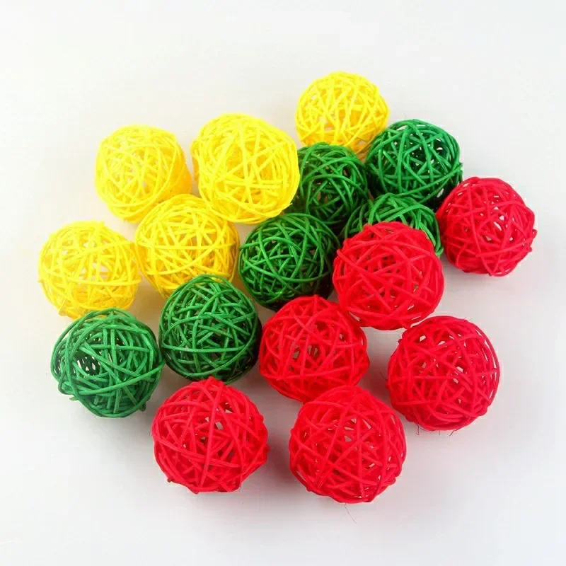Pet Bird Chewing Bird Rattan Ball Toy For Parrot Budgie Parakeet Cockatiel Chewing Playing Parrot Cages Toys 5pcs