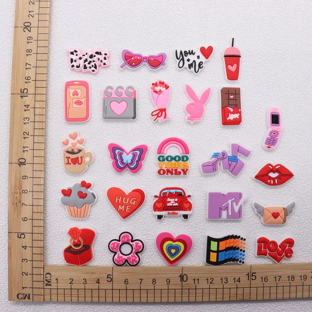 1-25Pcs PVC Butterfly Drinks Mobile Phone Hug Me DIY Prettycute  Slipper Shoe Button Woman Buckle Clog Shoe Decorations