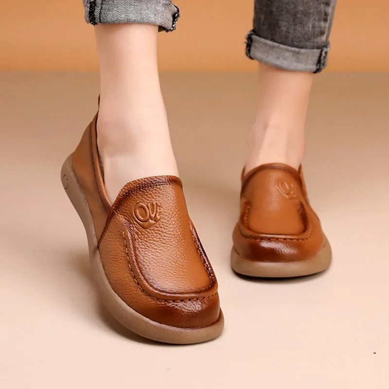 Women\'s Loafers Comfortable Round Toe Soft Sole Flats Women Work Shoes Retro Brown Leather Thin Shoes Daily Slip-on Casual Shoes