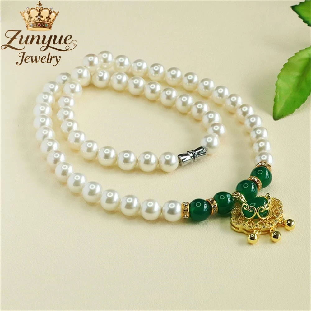 العقيق الأخضر الطبيعي Ruyi قفل قلادة و عقد من اللؤلؤ الأبيض جودة فاخرة مجوهرات الأزياء رائعة شعبية سحر هدية