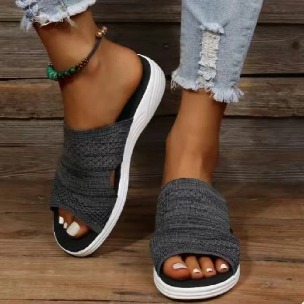 2024 Women's Open Toed Casual Slippers Breathable Outdoor Beach Slippers Solid Color Wedge Heel Design Slippers Size 35-43