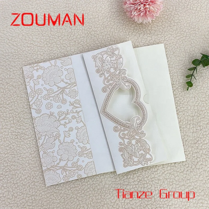 Custom , Stock hot selling or custom design pocket style High Quality heart and flower shape wedding invitations