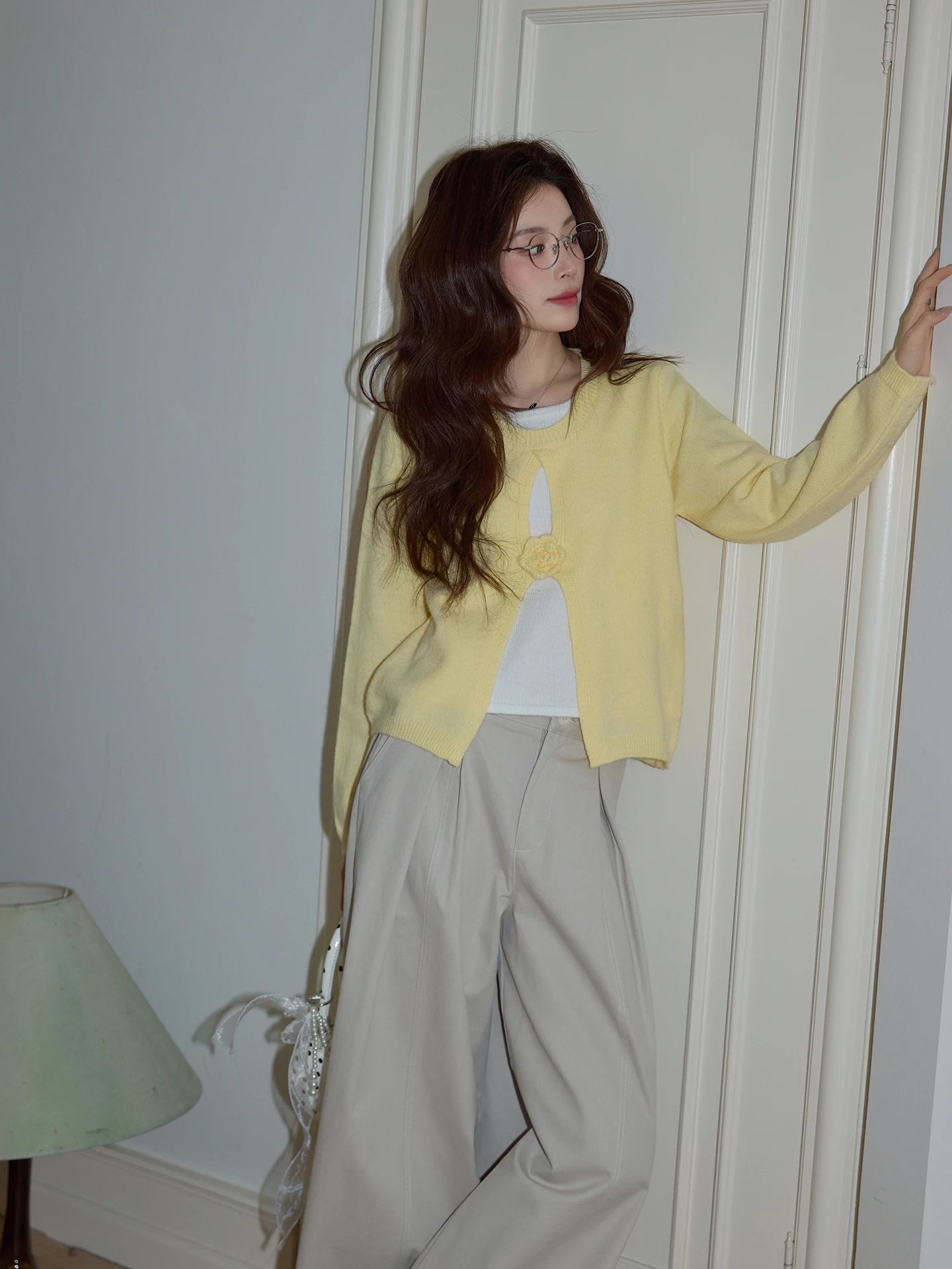 

Chaocha Home Yellow Knitted Top Women's Casual Slim Fit round Ne Fake Two-Piece Spring 2026 Faion Ele Leisure Wear