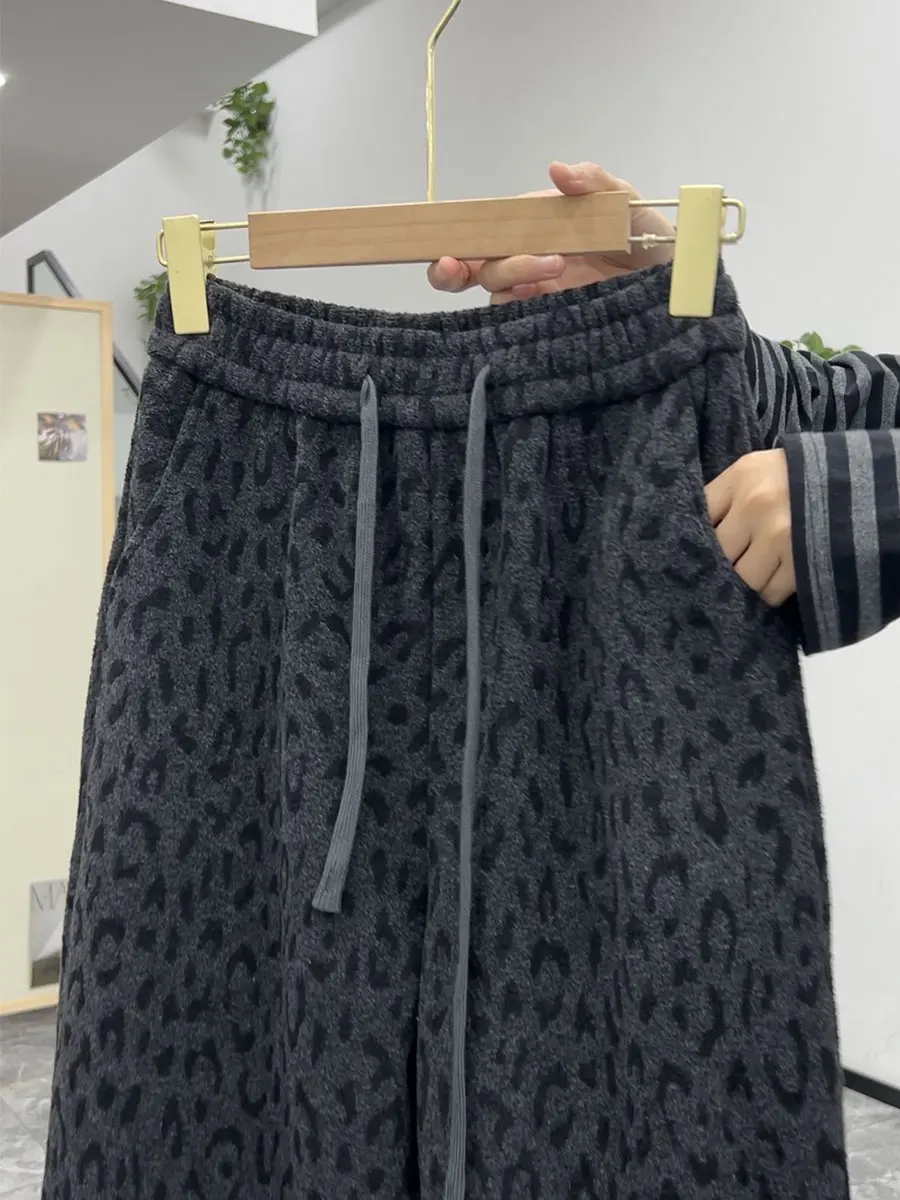 Winter Leopard Print Fleece Wide Leg Pants Grey Towel Straight Casual Trousers plus Size Fashionable Youthful Drapey Long Tro...