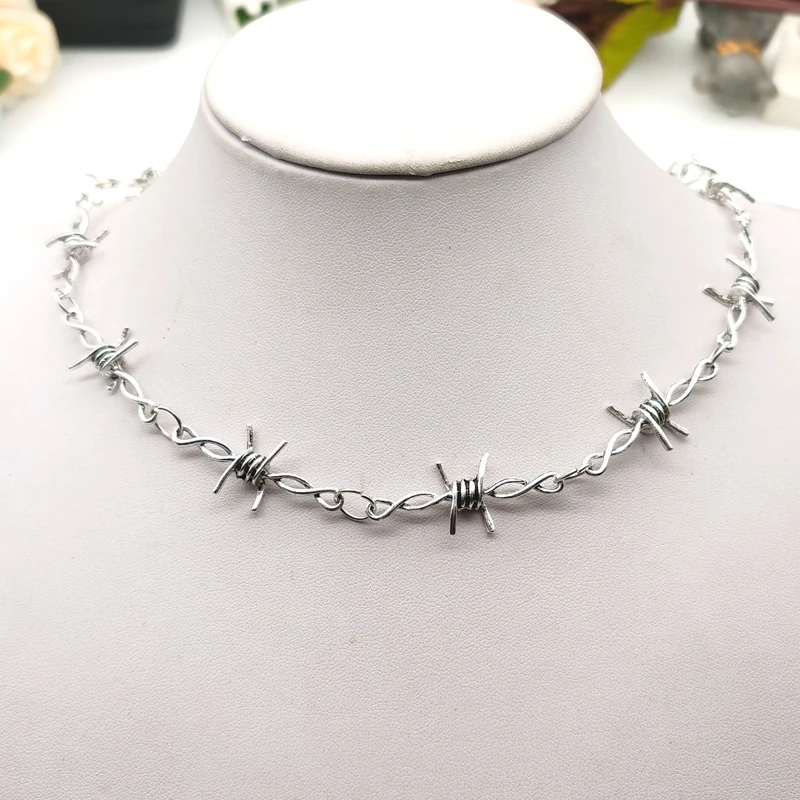 Small wire Brambles Iron Unisex Choker  Necklace Women Hip-hop Gothic  Punk Style Barbed Wire Little thorns Chain Choker Gifts
