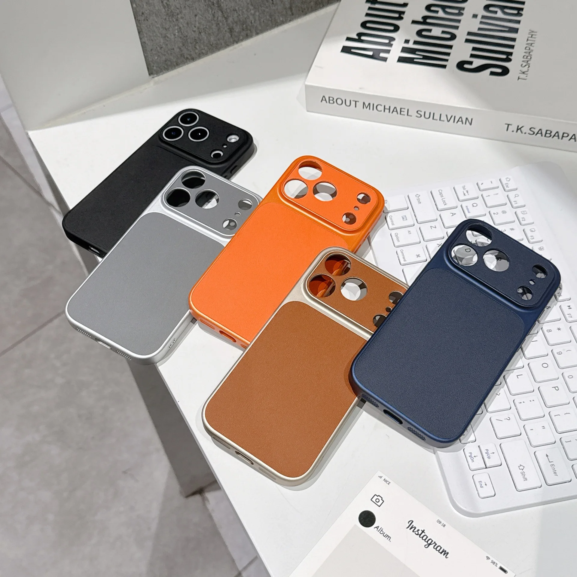 Luksusowe etui na telefon z naturalnej skóry o fakturze liči, w jednolitym kolorze, odporne na wstrząsy i ślizganie się, zapewniające ochronę dla iPhone 18 Pro Max, 17, 16, 15, 14, 13. — zdjęcie produktu 3