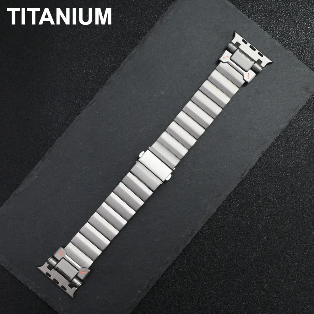 Cinturino in titanio di lusso per Apple Watch Ultra 2 49mm 10 46mm cinturino per iWatch serie 9 8 7 6 5 4 Se 45mm 44mm braccialetto in metallo Correa