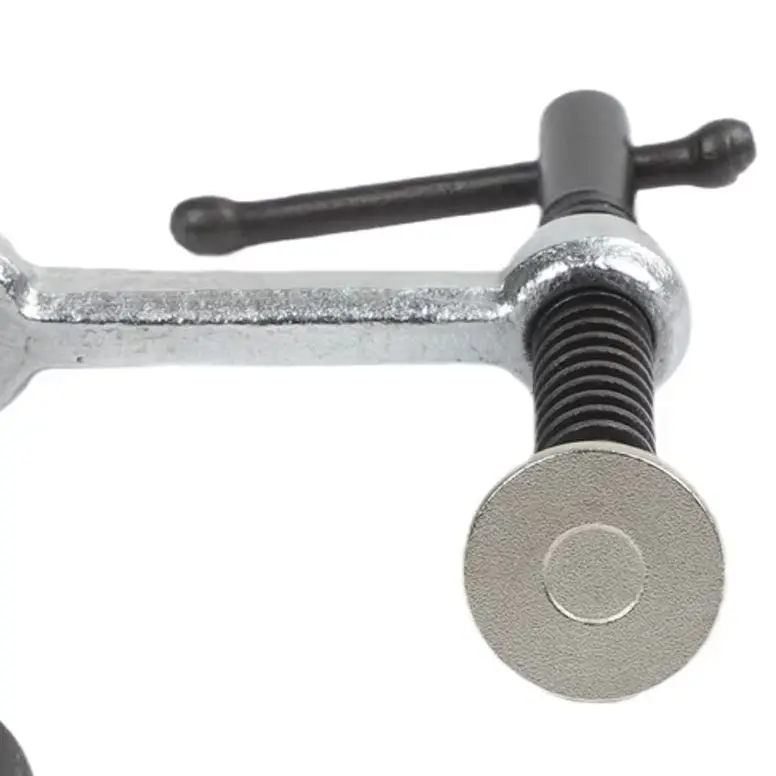 Adjustable Metal Desktop Clamping Fixture For 16mm 28mm Aperture Welding Table Workpiece Holding Device Ergonomic Grip Tool