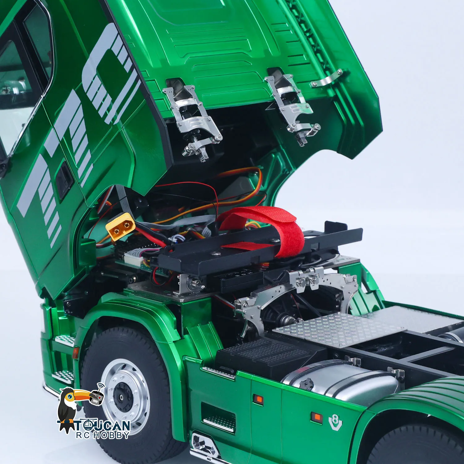 

KABOLITE 770S 1/14 6*6 Remote Control Tractor Truck 2Speed Gearbox Axle Locks Electric Windshield Wiper Openable Door RTR Model