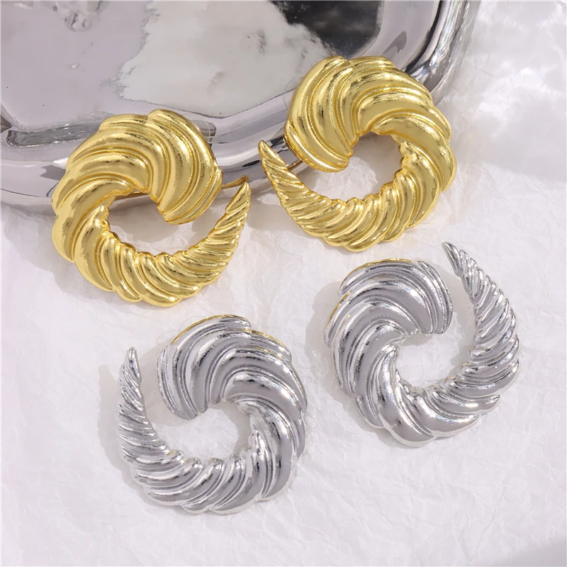 HUANQI 5CM Cowhorn Vortex Spiral Shaped Large Stud Earrings for Women Girls Exaggerated Charm Trend Vintage Alloy Jewelry 2024