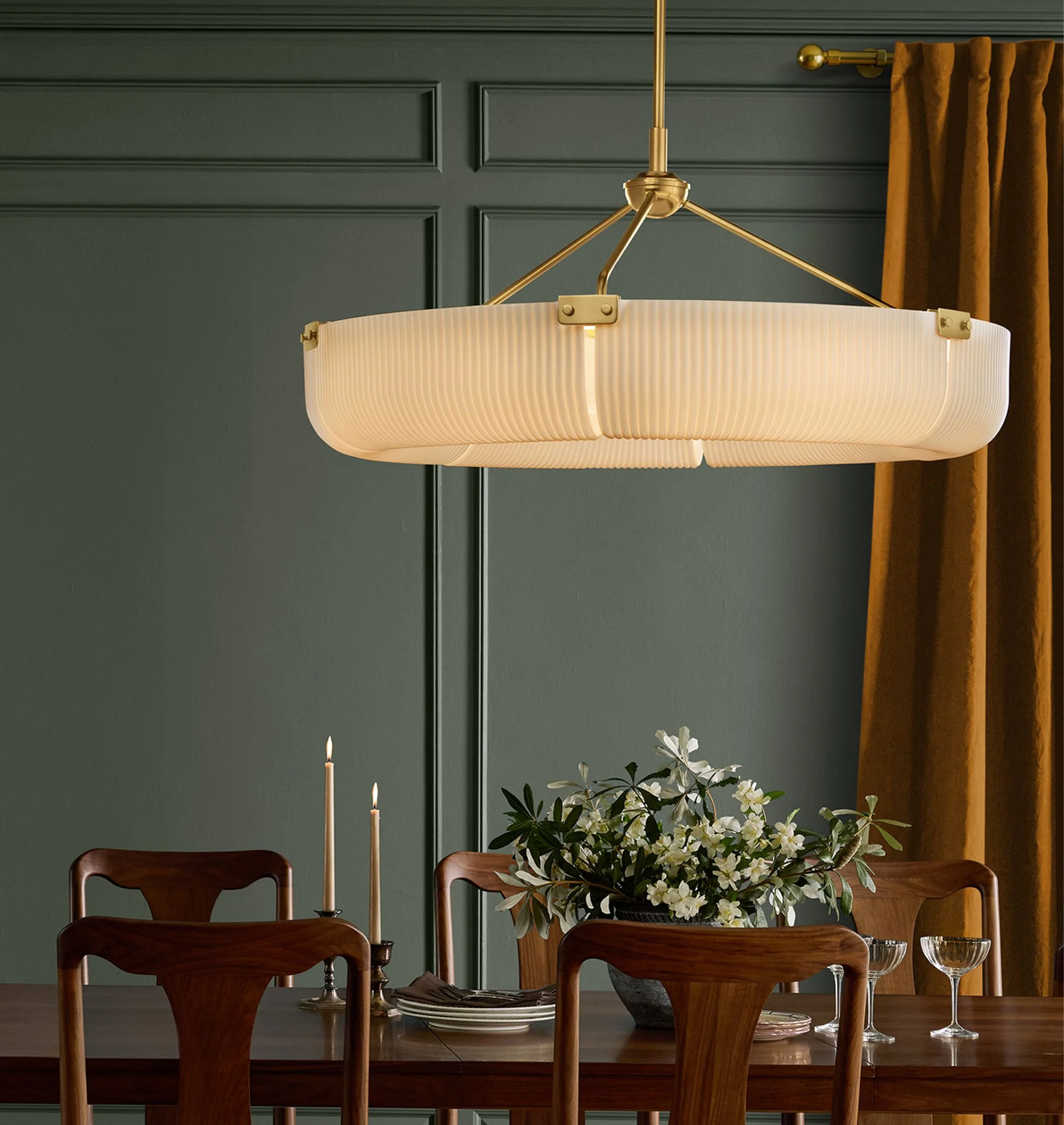 Luxury Gold Iron Chandelier Fluted Glass Ring Pendant Light 2026 Large Metal Frame Ceiling Luster for Dining Table Room