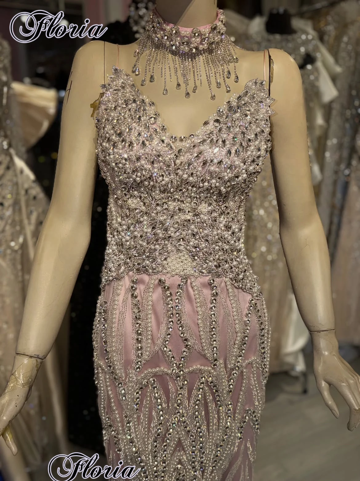 Floor Length Pink Prom Dresses Luxury Sparkly Crystals Cocktail Dresses Elegant Party Dresses 2026 Vestidos De Fiesta Customized