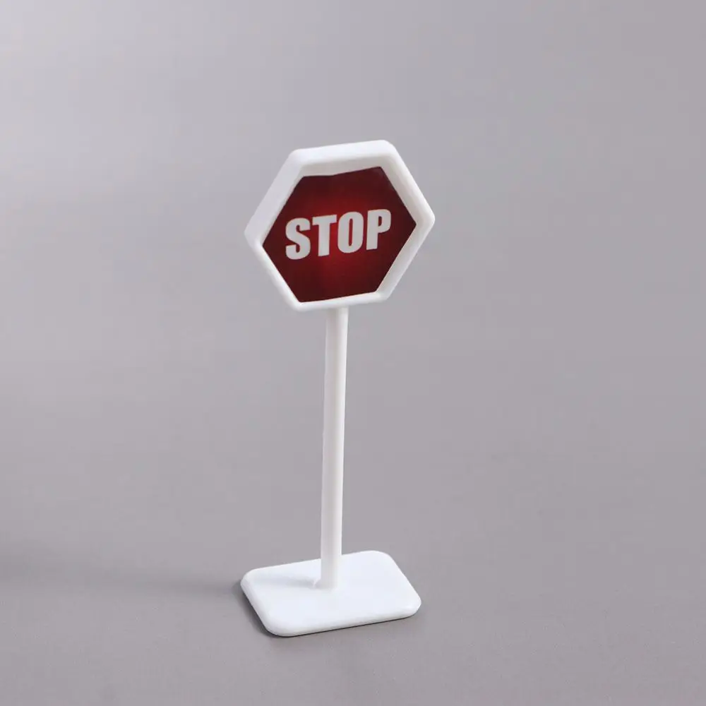 15Pcs/Set Safety Education Traffic Signs Mini Traffic Signs Model Toy City Traffic Puzzle Plastics Road Block Boys Girls Gifts