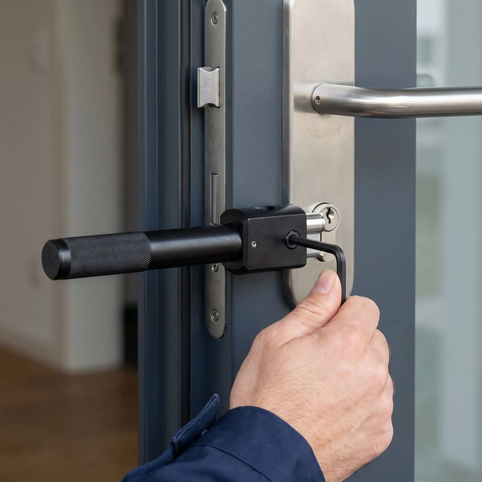 Professional Locksmith Euro Profile Cylinder Snapper, German Made Emergency Door Lock Core Removal Tool for 2mm Protruding Locks