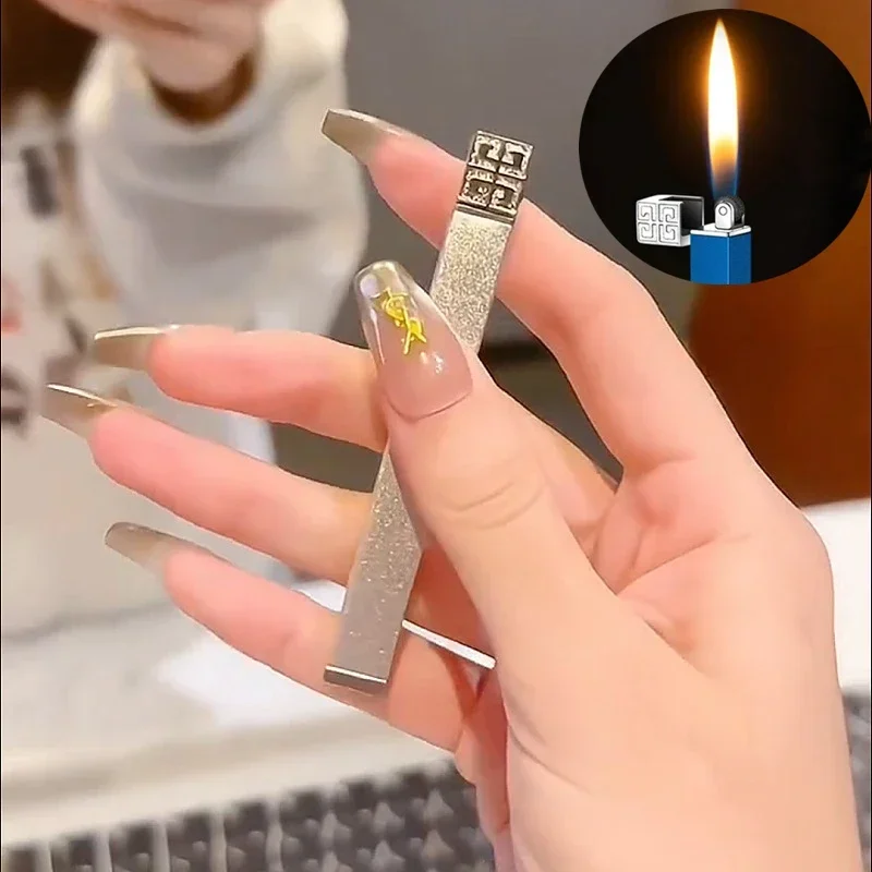 

Personalized, Portable, Mini, Can Fit in Cigarette Box Size Lighter, Old-Fashioned Grinding Wheel Open Flame Inflatable Lighter