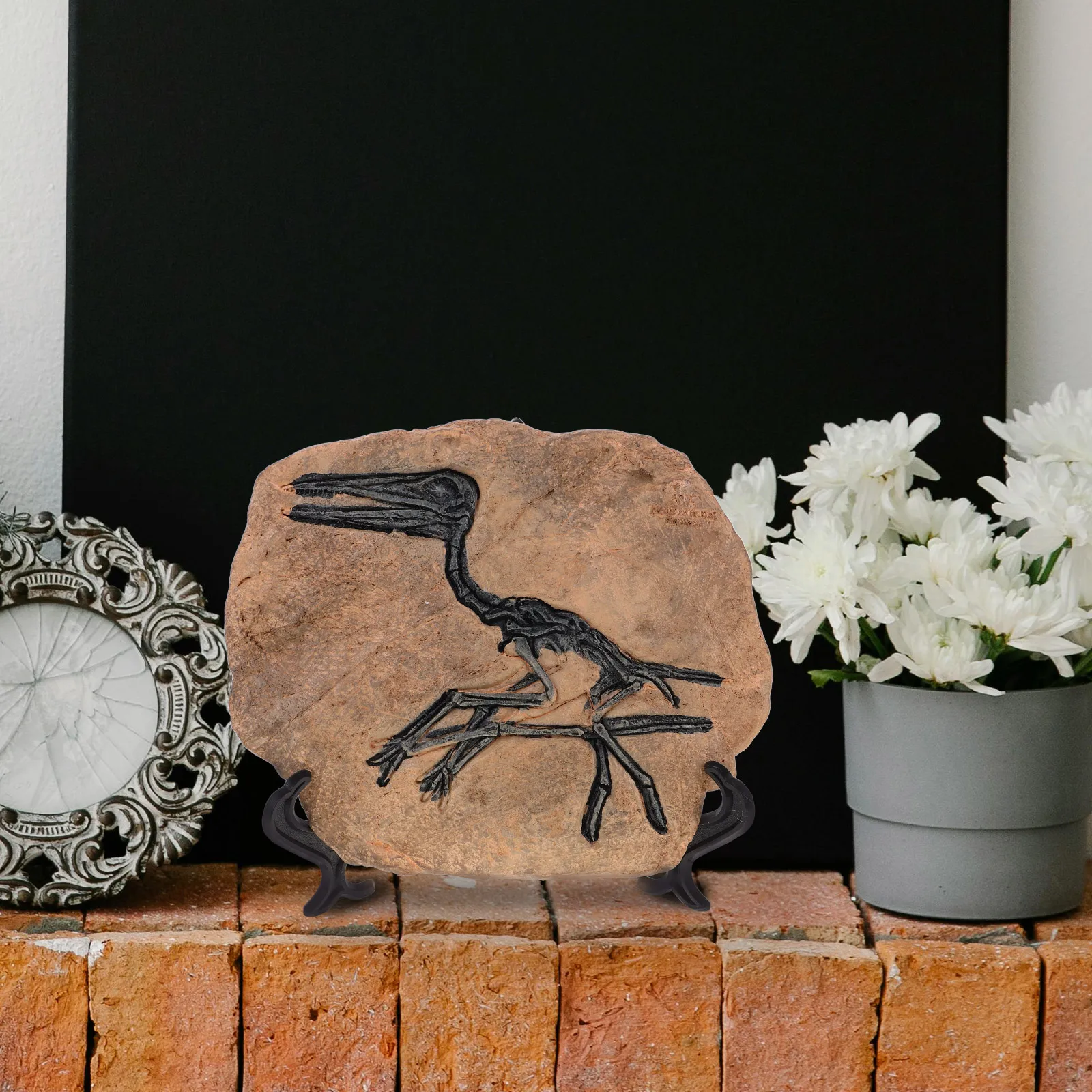 

Dinosaur Figurine Resin Home Office Decor Desktop Showcase Model Educational Toy Gift for Kids Light Brown Small Specimen