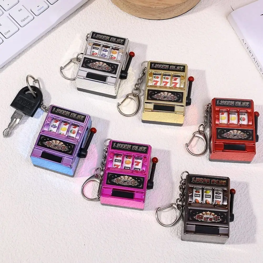 High Quality Stress Reliever Keychains Coin Operated Games Toy Fruit Slot Machine Mini Gambling Machine Kids Adult