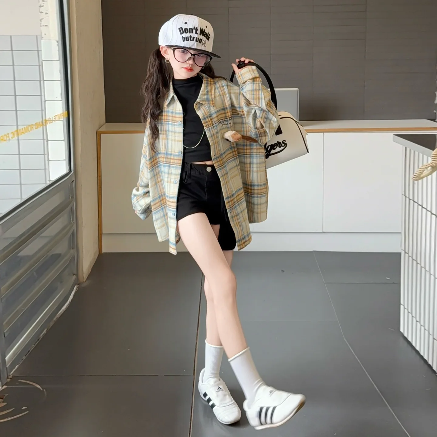 

Korean Junior Girl Coat Autumn New Plaid Long Sleeves School Girls T-shirt Turn Down Collar Single-breasted Children Girl Top