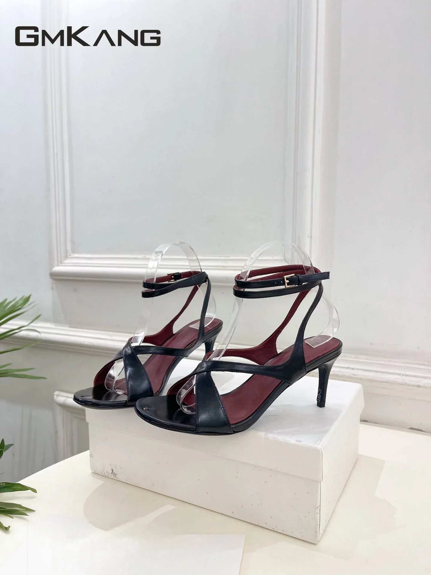 

2026 New Women Cross Strap Ankle Strap Sandals Open Square Toe Stiletto High Heels Elegant Evening Club Party Dress Heels