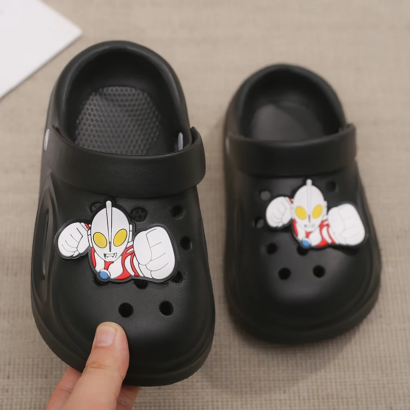 Children's EVA Slippers Soft and Non-slip Boys and Girls' Cartoon Hole Shoes Fashionable Childlike and Breathable Student Sandal