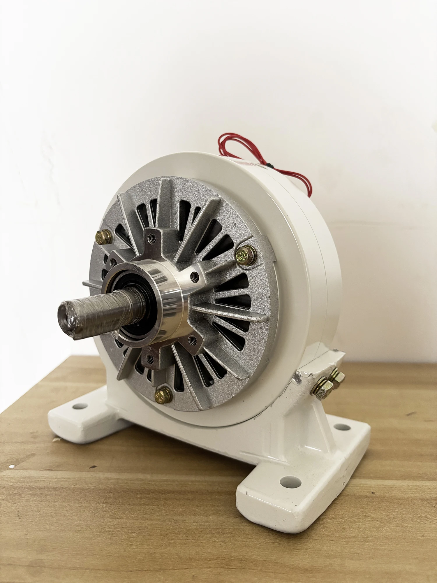 Single Shaft Magnetic Powder Brake with Base, High Temp for Dynamometer Tension Control PB-20Kg 200Nm