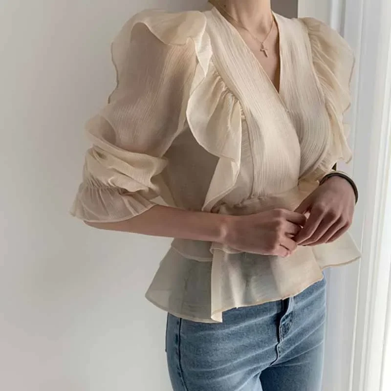 2024 Spring Ruffled V-neck Shirt Fashion Female Vintage Chiffon Blouse Solid Sweet Flare Sleeve Woman\'s Shirt with Apricot 10334