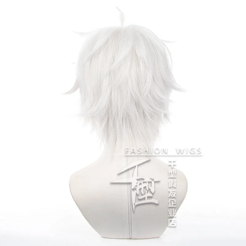 Anime BLUE LOCK Seishiro Nagi Cosplay Wigs Silver White 30cm Short Warping Cosplay Heat Resistant Wig Halloween