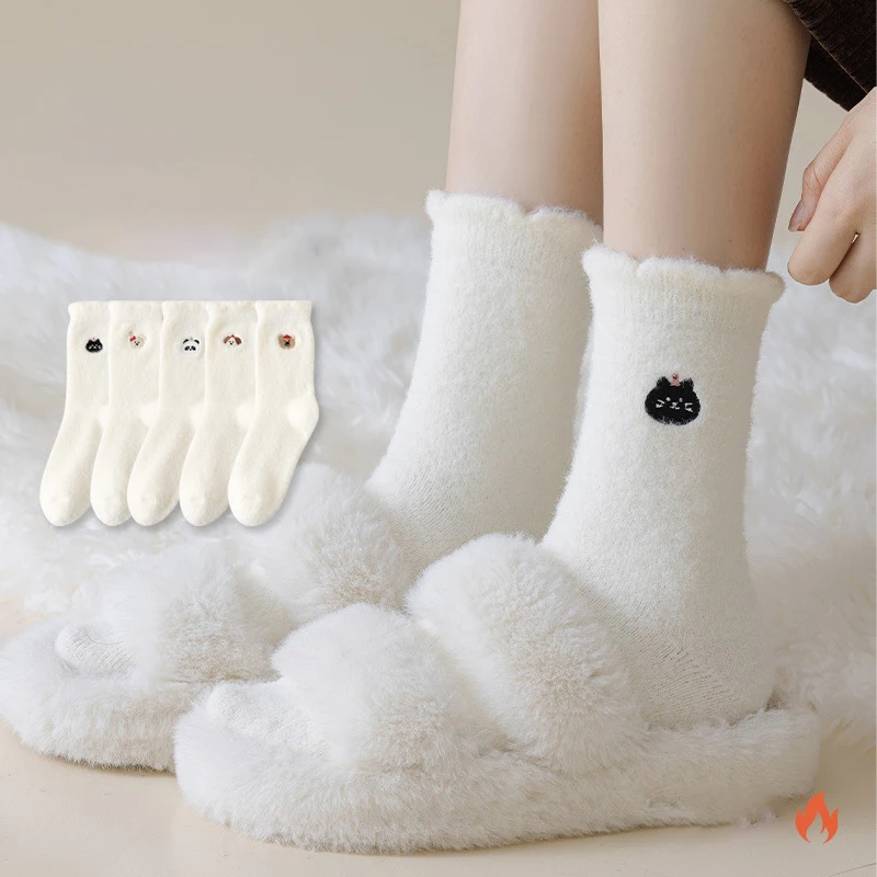 

Women's Socks New Japanese White Cartoon Kawaii Cute Funny Mid Tube Socks Winter Warm Thicked Velvet Sleep Floor Socks For Girl