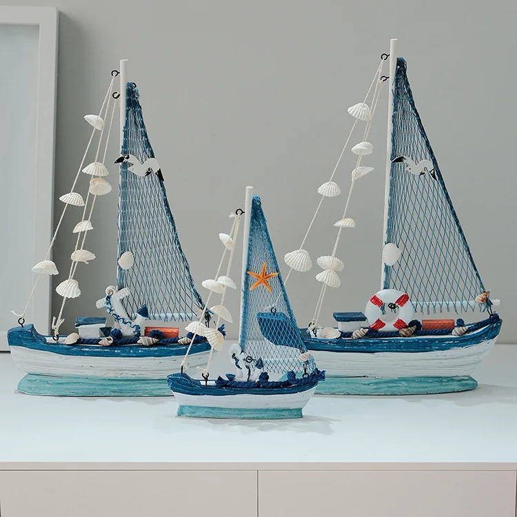 Mediterranean large, medium and small solid wood carving shells, sailboats, office desktop ornaments