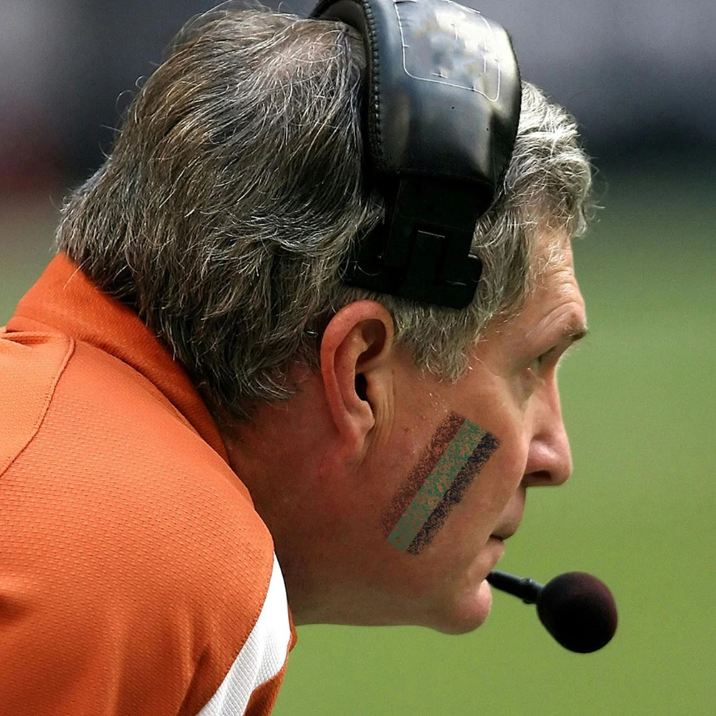 

4Pcs Camouflage Paint Stick Deer Face Makeup Black Green Brown Safe Oil Wax Hunting Cosplay Party Makeup Accessories