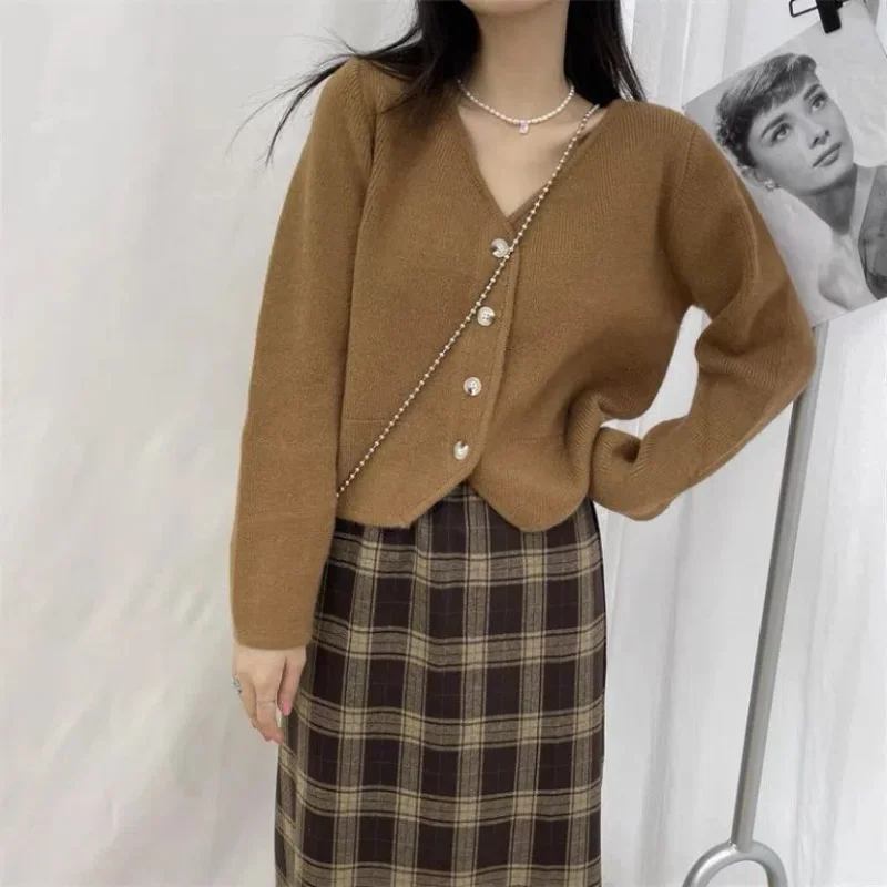 

Knitted Women's Autumn and Winter New Lazy V-neck Chic Sweater Jacket Loose Top