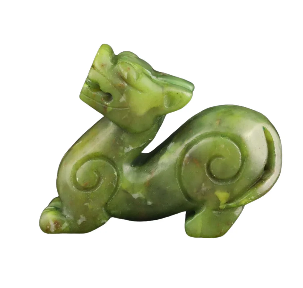 Old natural jade hand-carved statue of dragon