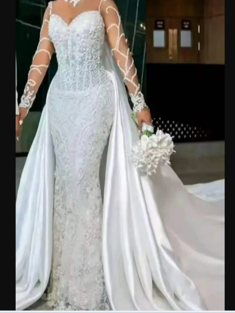 Abito da sposa personalizzato con perline scintillanti con colletto alto e gonna rimovibile Vestido De Casament Abiti da sposa a maniche lunghe