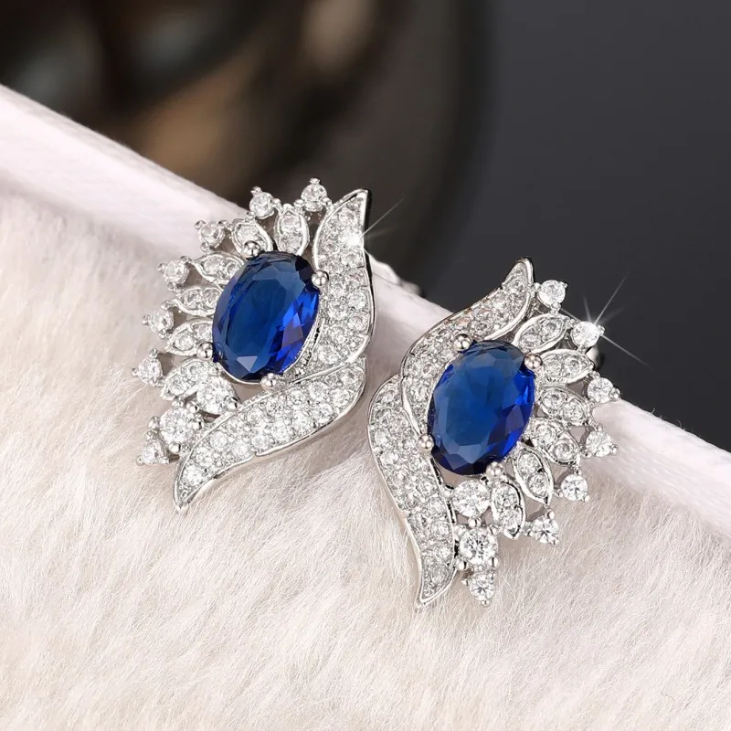 Huitan Chic Creative Design Stud Earrings Female Party Jewelry with Dazzling Cubic Zirconia Aesthetic Lady Delicate Ear Studs