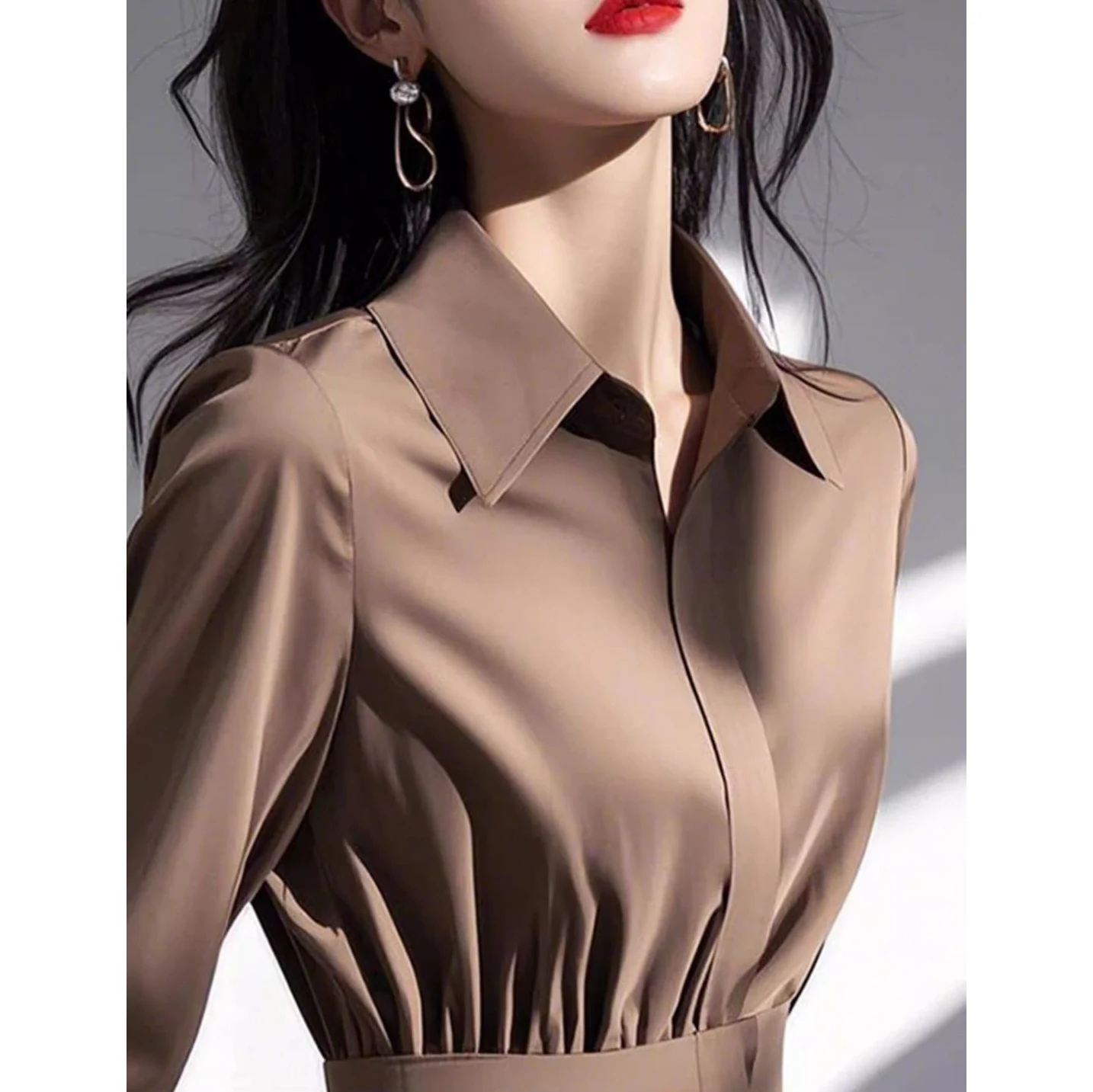 

Spring Summer 2026 New High-End Chic Shirt Women's Luxury Fashion Sense Age-Reducing Beautiful Super Hot Curry Color Shirt Tops
