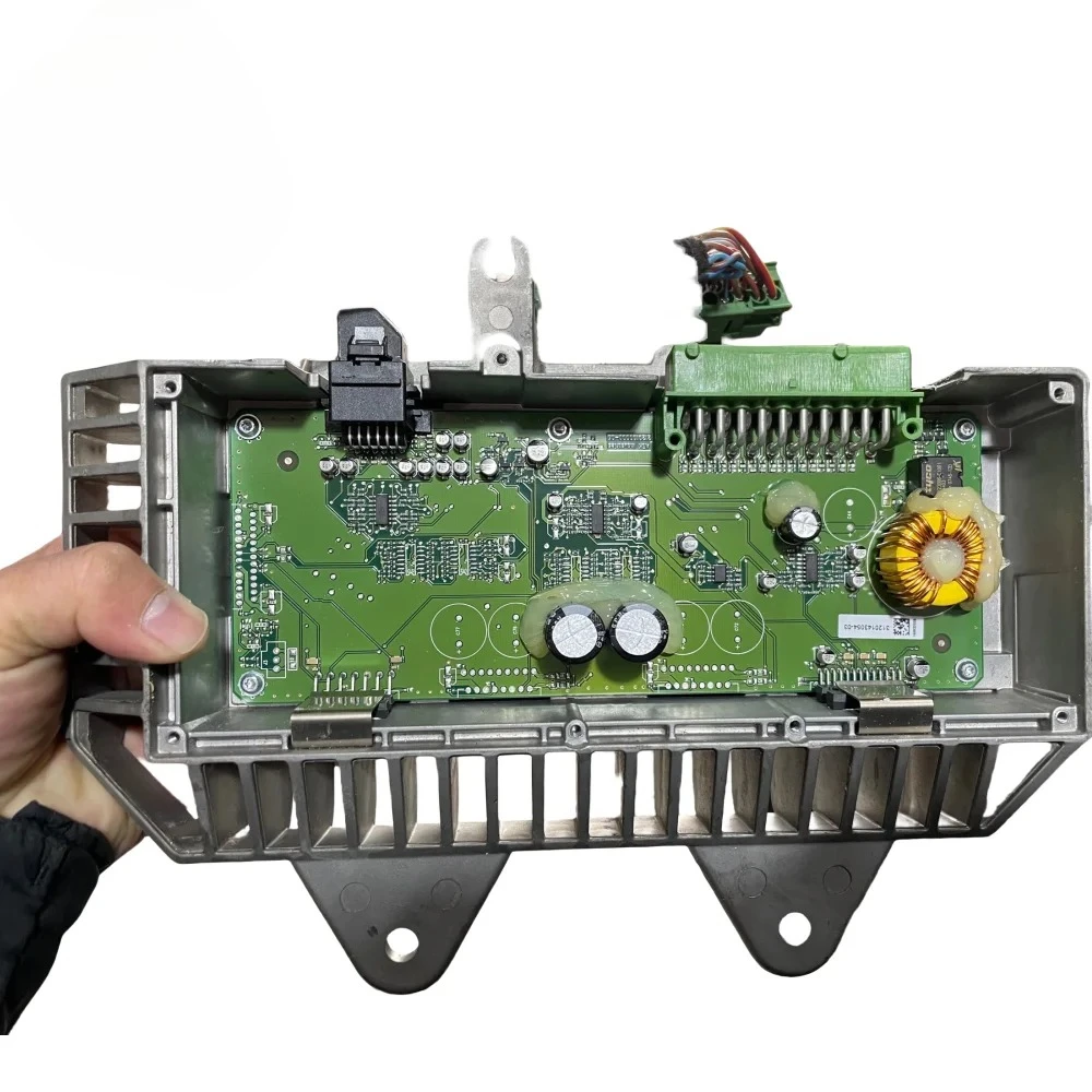 สำหรับ Cayenne 957 08-10 เครื่องขยายเสียงวิทยุ เครื่องขยายเสียงกำลัง เครื่องขยายเสียงระบบเสียง OEM 7L5035465