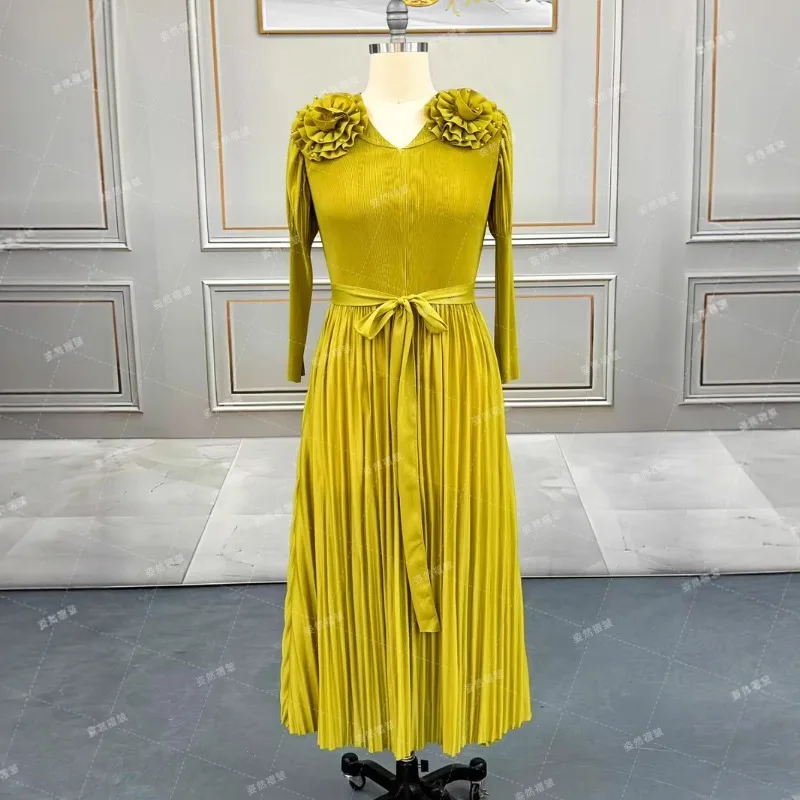 

Plisse Plus Size Stretch Women Wrinkle-Free Dress Miyake Pleated Long Sleeve V-Neck Temperament Elegant Middle East Prom Dresses