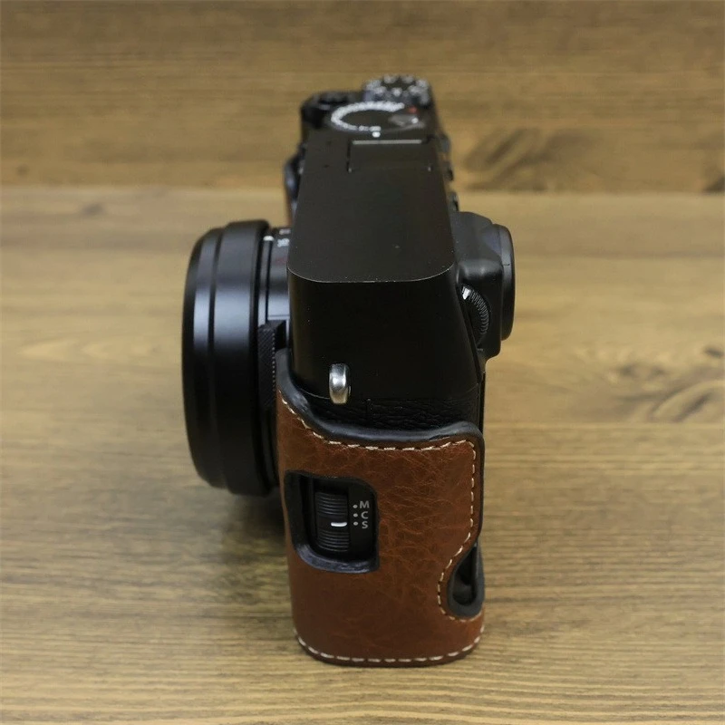 

Retro PU Leather Half Case，Base Protective Camera Shell+Free Tempered Film For Fujifilm X100VI Mirrorless Camera