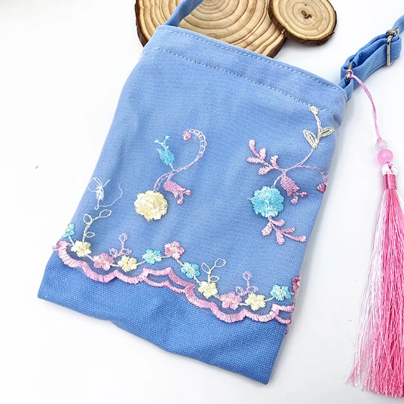 Vintage Chinese Stijl Kleine Tas Bloem Borduurwerk Hanfu Tas Oude Messenger Vrouwelijke Crossbody Tas Mobiele Telefoon Portemonnee