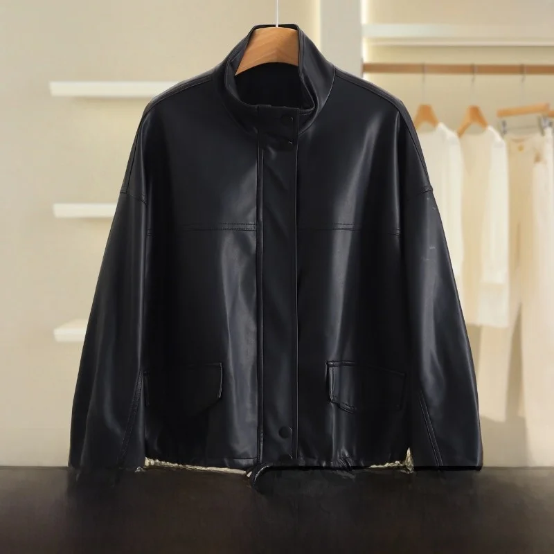 เสื้อแจ็คเก็ตหนังแท้ทรงหลวม คอสูง จีบระบาย แฟชั่นฤดูใบไม้ร่วงสำหรับผู้หญิง แบรนด์ดัง ติดกระดุม สไตล์ลำลอง แขนยาว สี
