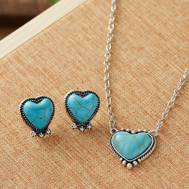 Bohemian Vintage Faux Turquoise Heart Pendant Necklace Stud Earrings for Women Creative Party Vacation Jewelry Set Accessories
