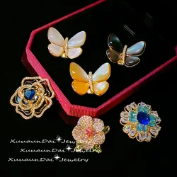 Korean Elegant Butterfly Natural Shell Camellia Magnetic Button Brooches for Women Coat Suit Temperament Accessories Zircon Pins