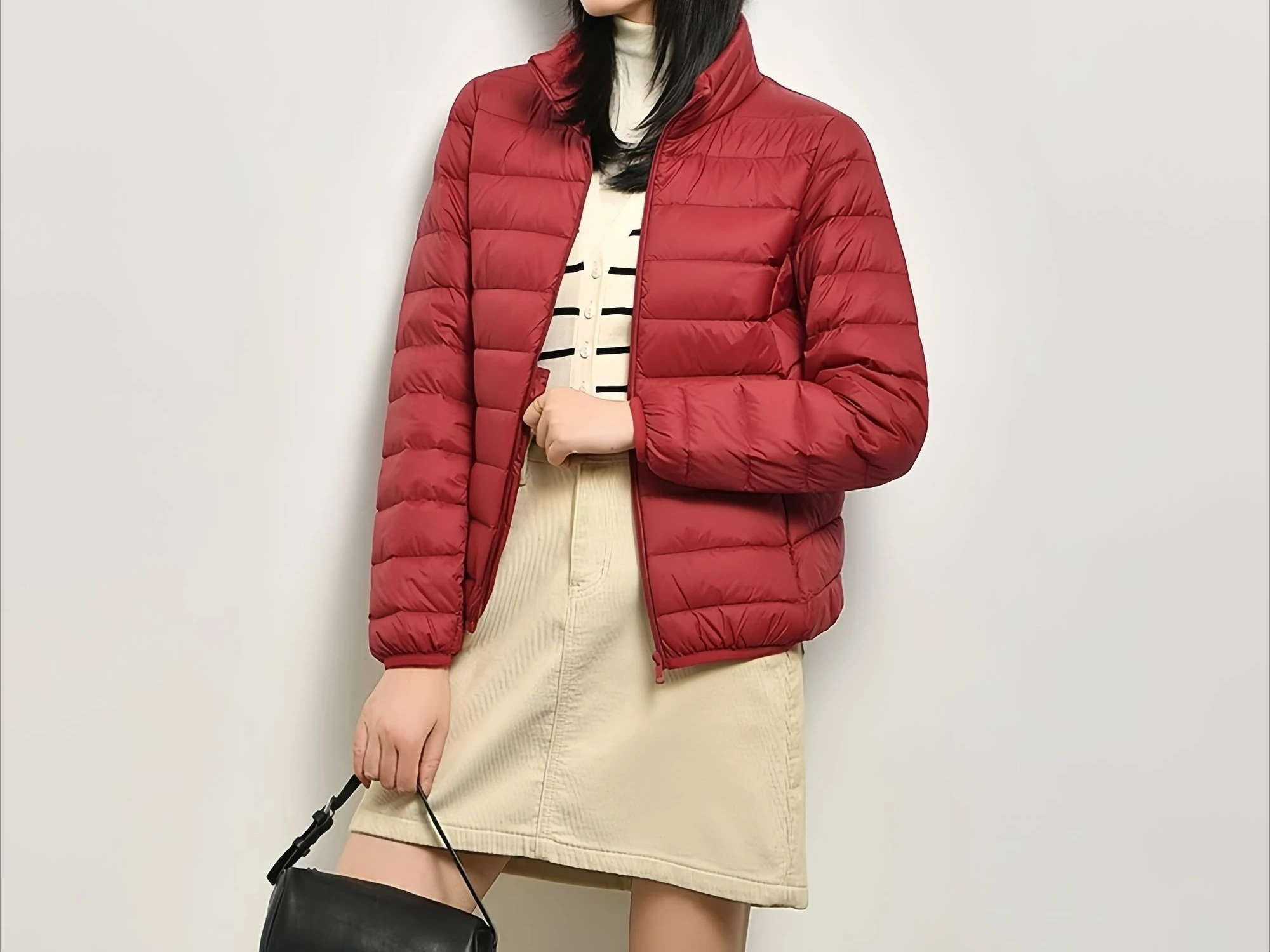 スタンドカラー軽量ダウンジャケット レディース 多用途ファッション ショート丈 ダックダウン 軽量 2025秋冬新作コート